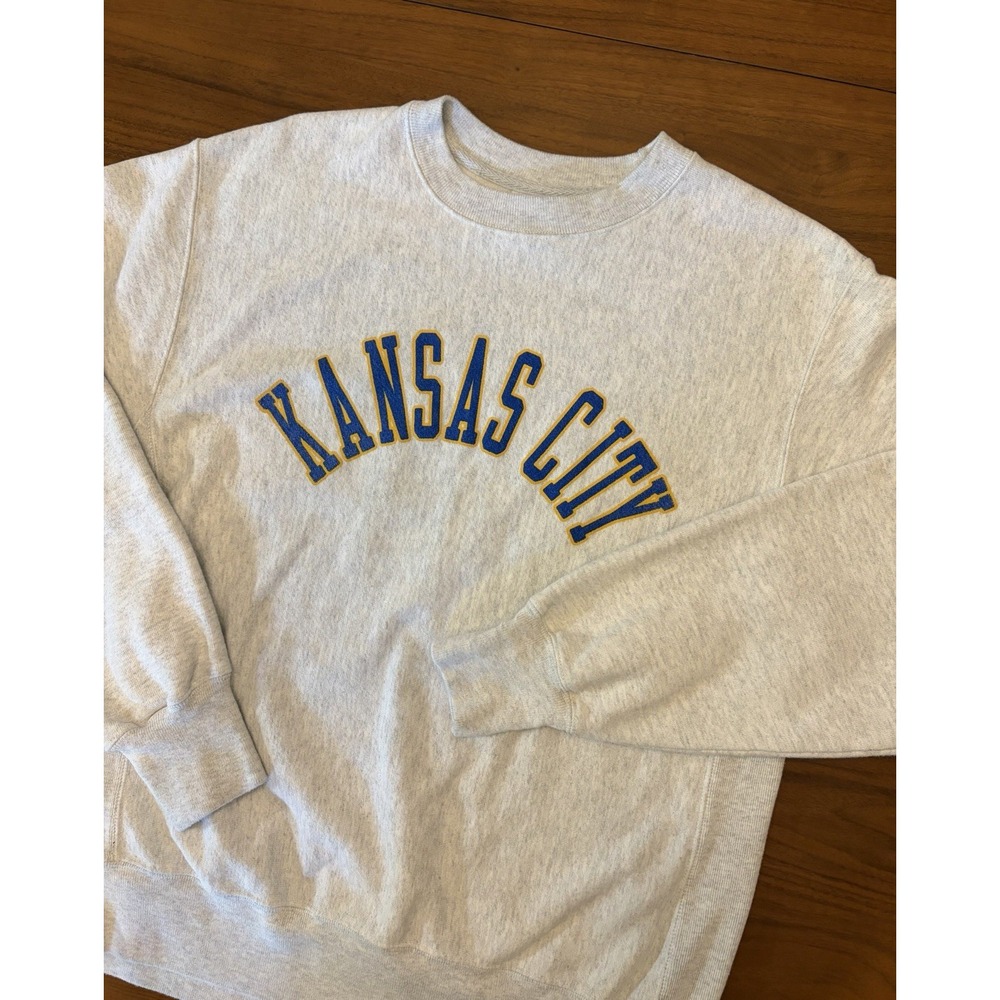 Vintage Kansas City Champion Reverse Weave Sweatshirt Mens M Gray UMKC Crewneck